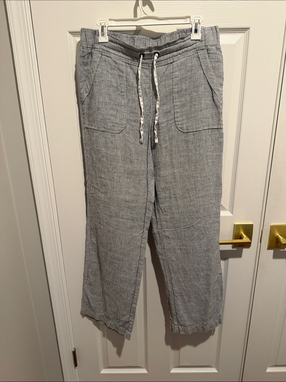 Athleta navy and white linen pants size 10